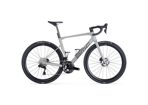 2026 BMC Roadmachine 01 TWO Road Bike (CENTRACYCLES)