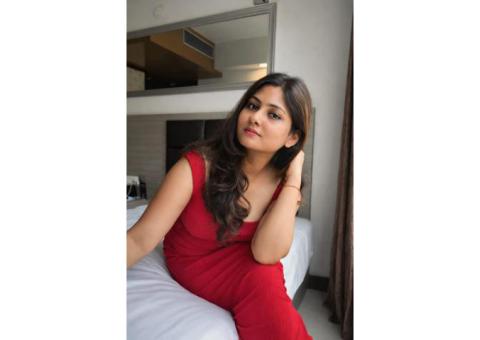 Ahmedabad Call Girls Service – Elite Escorts, Russian Girls & Mature Milf Women