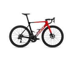 2026 Giant Propel Advanced Pro Road Bike (BIKOTIQUE)