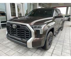 2022 Toyota Tundra Limited Crew Max Cab 4WD