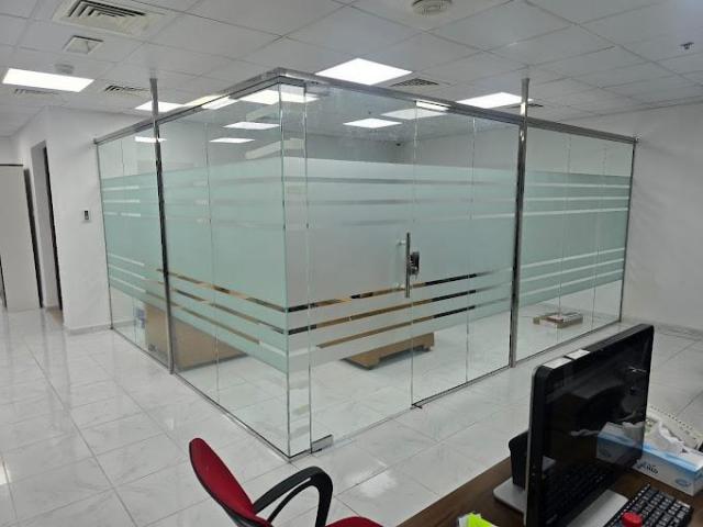 DEMOLITION GLASS PARTITION/ GYPSUM PARTITION FIT OUT 052-1190882