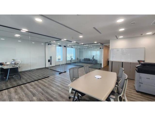 DEMOLITION GLASS PARTITION/ GYPSUM PARTITION FIT OUT 052-1190882