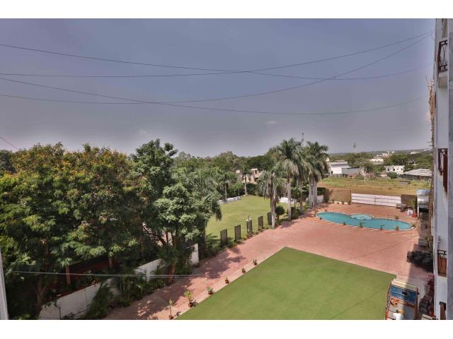 Deluxe Room In Jalgaon
