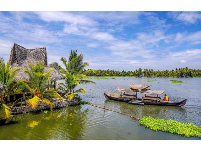 Kerala Tour Packages | Kerala Backwaters, Tours & Holidays