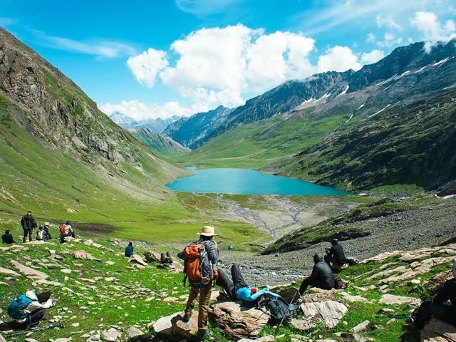 Nafran Valley Trek – A Challenging High-Altitude Trek in Kashmir