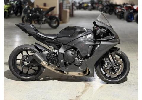 2021 Yamaha YZF-R1  WhatsApp +17203061962