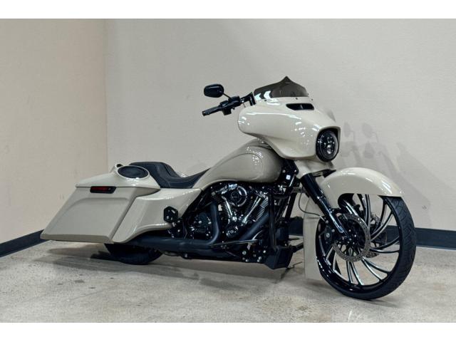 2018 Harley-Davidson Street Glide Special