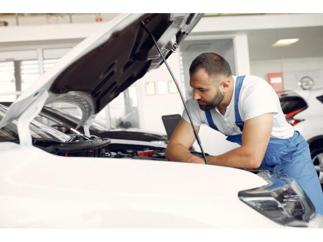Car Workshop | Auto Car Maintenance & Car Mechanic in UAE