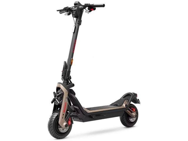 Segway GT3 Pro SuperScooter (BORNEOBIKESHOP)