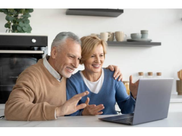 Does emotionally focused couples therapy help reduce ongoing tension?